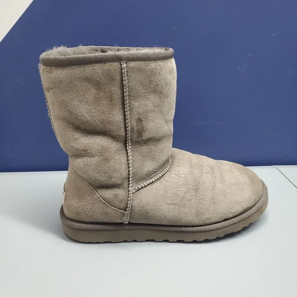 UGG australia classic